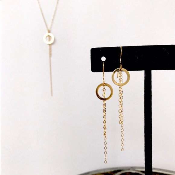 ✨NWT✨14k Gold Filled Round Linear Earrings - Picture 2 of 3